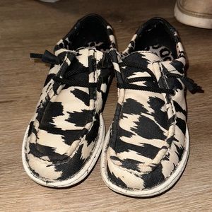 Justin Hazers Cowprint Size 8.5